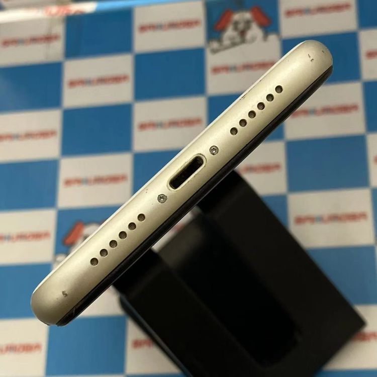 ¨��ȯ����iPhone11 64GB �ۥ磻�� MHDC3J/A SIM�ե꡼ �������