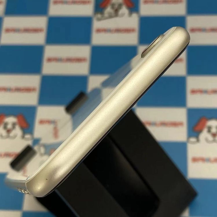 iPhoneSE ��3���� 64GB �������饤�� MMYD3J/A SoftBank��SIM�ե꡼