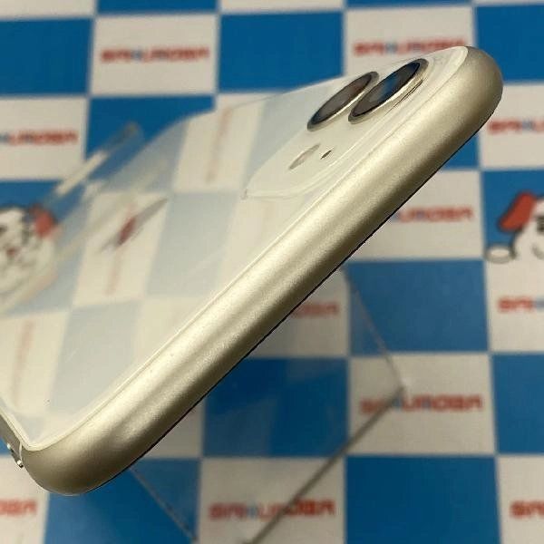 iPhone11 docomoSIMե꡼ 128GB MWM22J/A A2221 