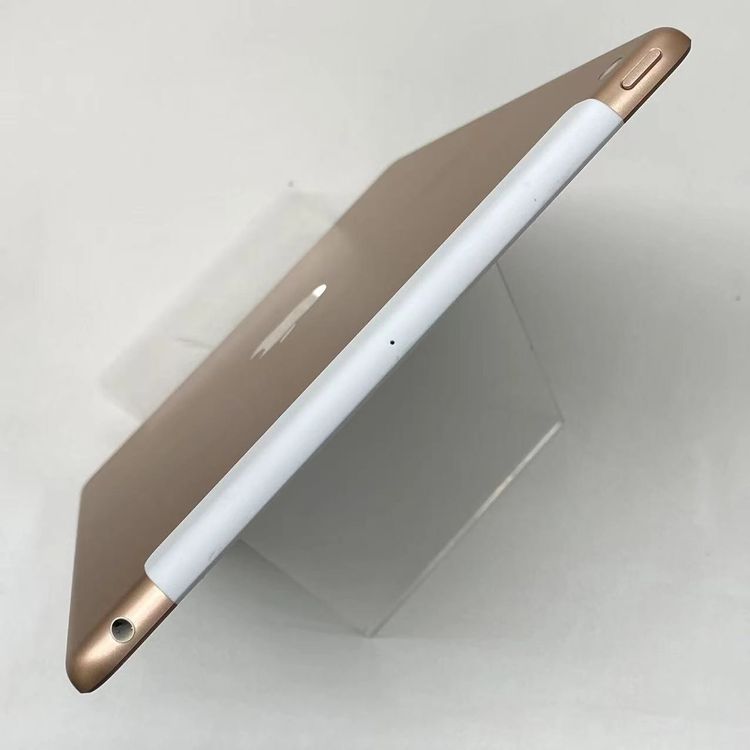iPad ��6���� Wi-Fi+Cellular��ǥ� 32GB MRM02J/A SoftBank