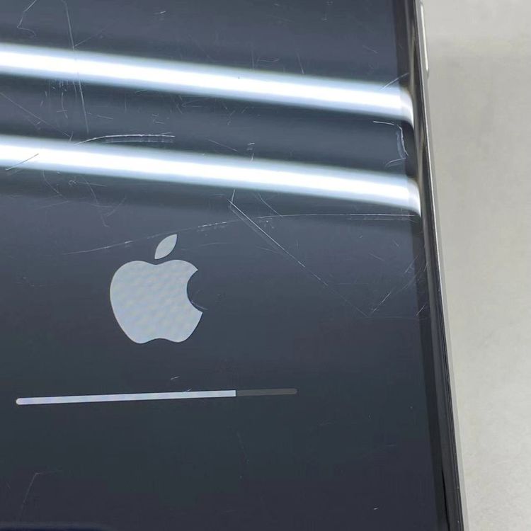 iPhoneSE ��2���� 128GB �ۥ磻�� MHGU3J/A AU��SIM�ե꡼ �������