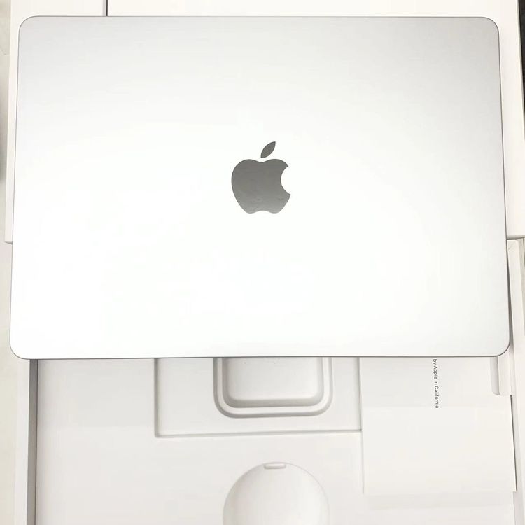 Macbook Air Early2026 13����� Apple M5 (CPU:10C/GPU: