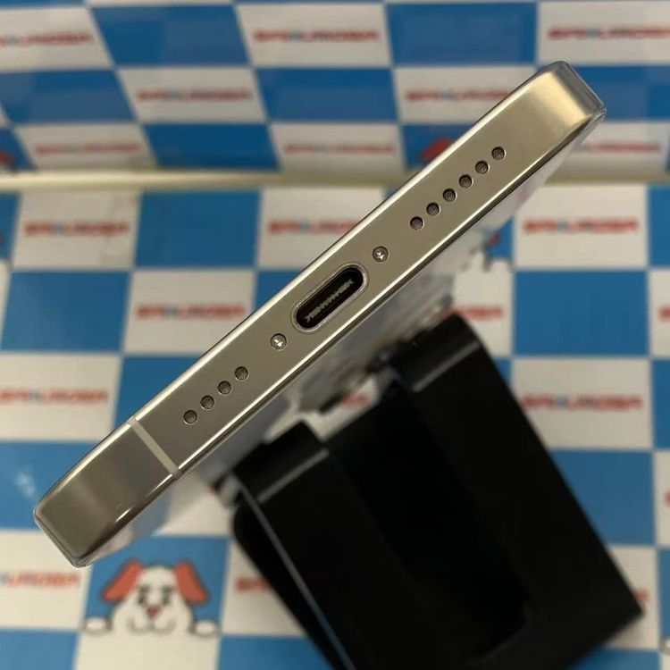 iPhone16 Pro Max 256GB �ۥ磻�ȥ����˥��� MYWH3J/A SIM�ե꡼����