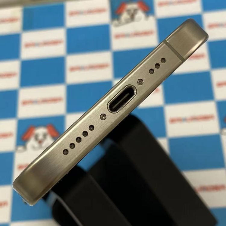 iPhone15 Pro 256GB �ʥ���������˥��� MTUF3J/A docomo��SIM��