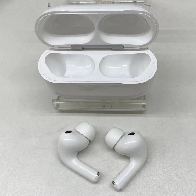 ¨��ȯ����AirPods Pro ��3���� �ۥ磻�� MFHP4J/A