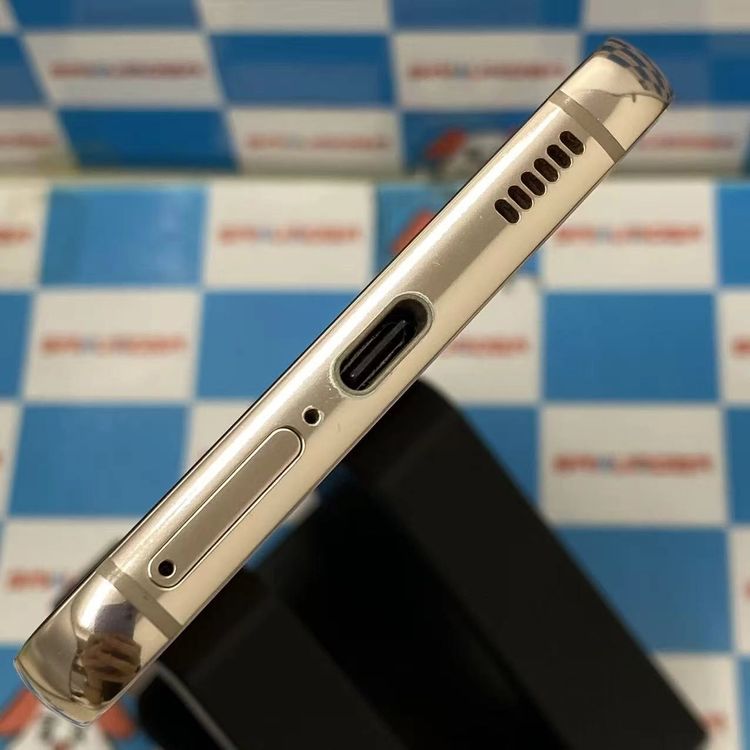 ¨��ȯ����Galaxy S22 256GB �ԥ󥯥������ SCG13 AU��SIM�ե꡼ ����