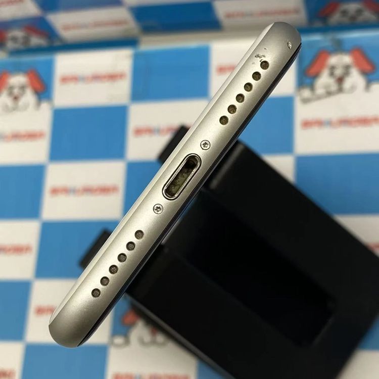 ¨��ȯ����iPhoneSE ��2���� 64GB �ۥ磻�� MX9T2J/A SIM�ե꡼ �������