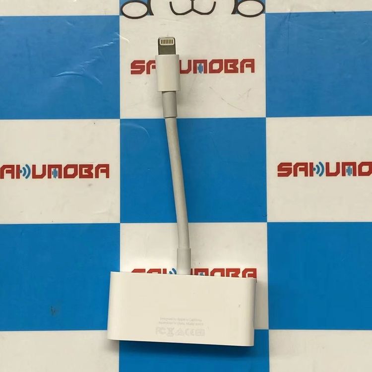 ¨��ȯ����Lightning to VGA Adapter �ۥ磻�� MD825AM/A