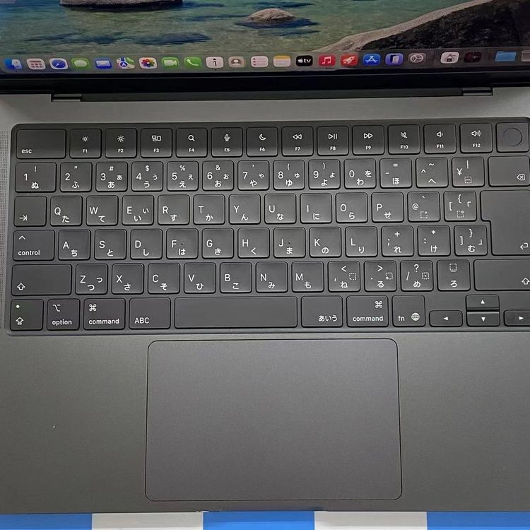 MacBook Pro 14����� 2025 M5 24GB/1TB �����åȥ֥�å� MDE34J