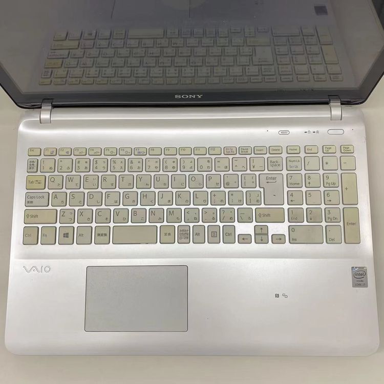 ¨��ȯ����SONY 8GB �ۥ磻�� SVF153B1GN