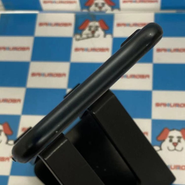 iPhoneSE ��3���� 256GB �ߥåɥʥ��� MMYJ3J/A SoftBank��SIM�ե�