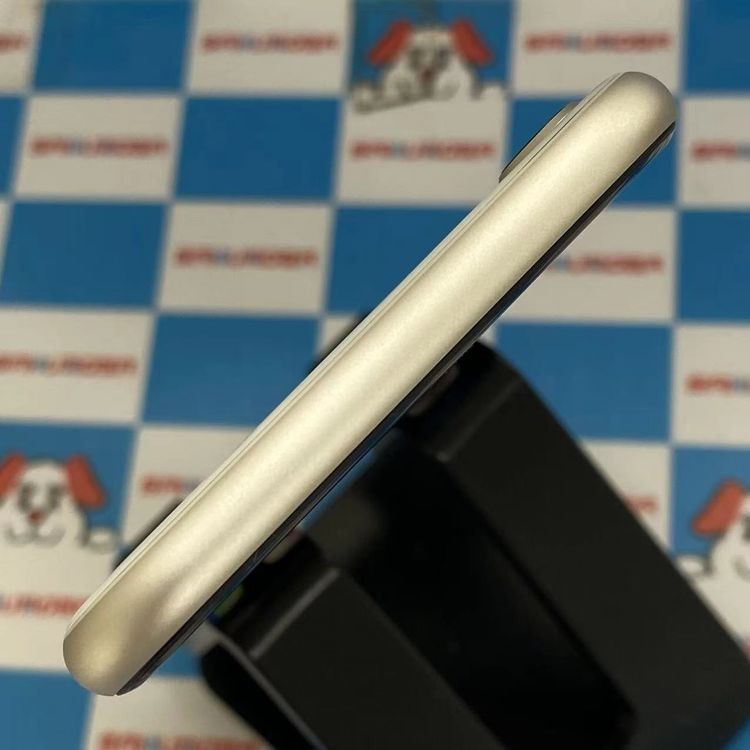 iPhoneSE ��3���� 64GB �������饤�� MMYD3J/A SoftBank��SIM�ե꡼