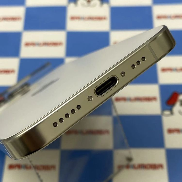iPhone16 Pro 1TB �ۥ磻�ȥ����˥��� MYN93J/A SoftBank��SIM�ե�