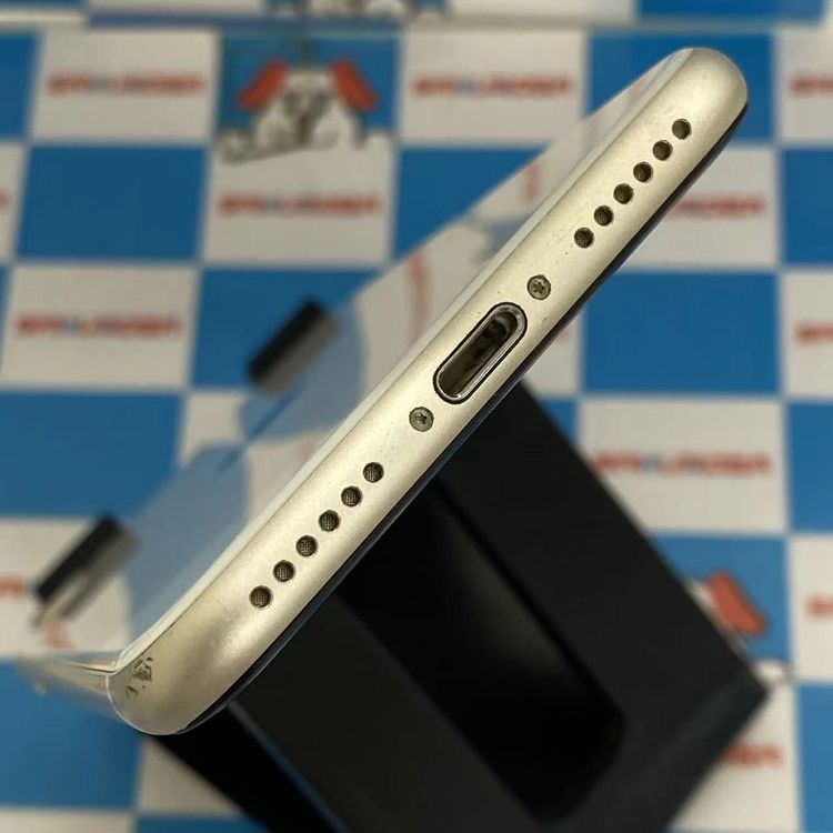 iPhoneSE ��3���� 128GB �������饤�� MMYG3J/A SoftBank��SIM�ե�