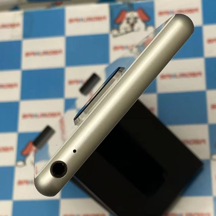 ¨��ȯ����Xperia 8 64GB �ۥ磻�� SOV42 AU��SIM�ե꡼ ����