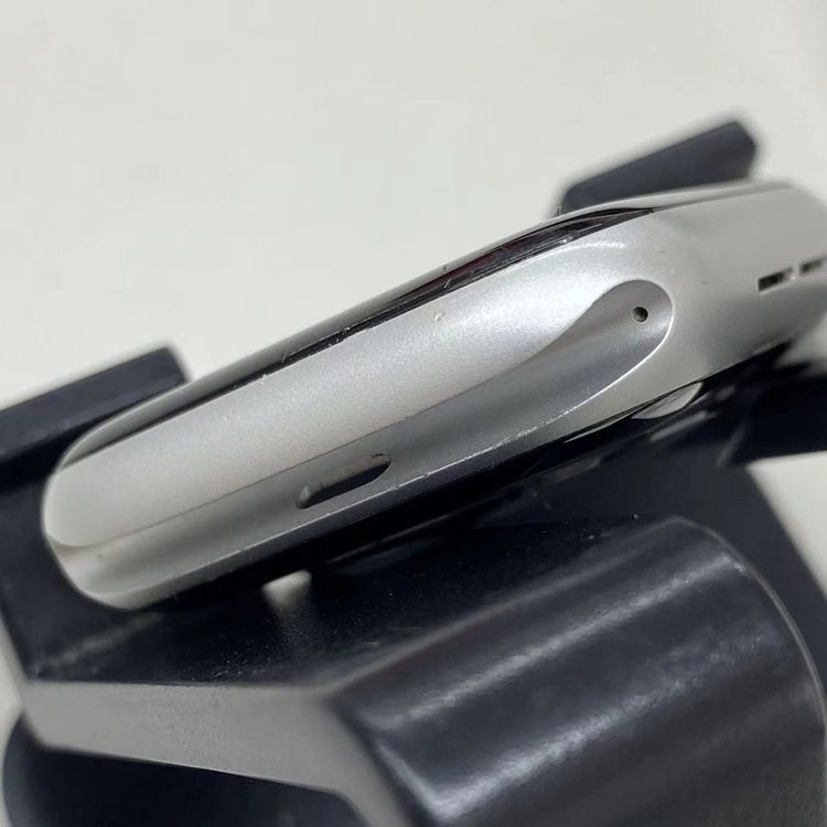 Apple Watch SE ��1���� 44mm GPS��ǥ� 32GB ����С� MKQ43J/A