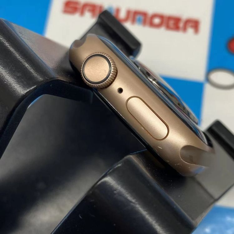 Apple Watch Series 4 GPS��ǥ� 40mm ������� MU692J/A ������