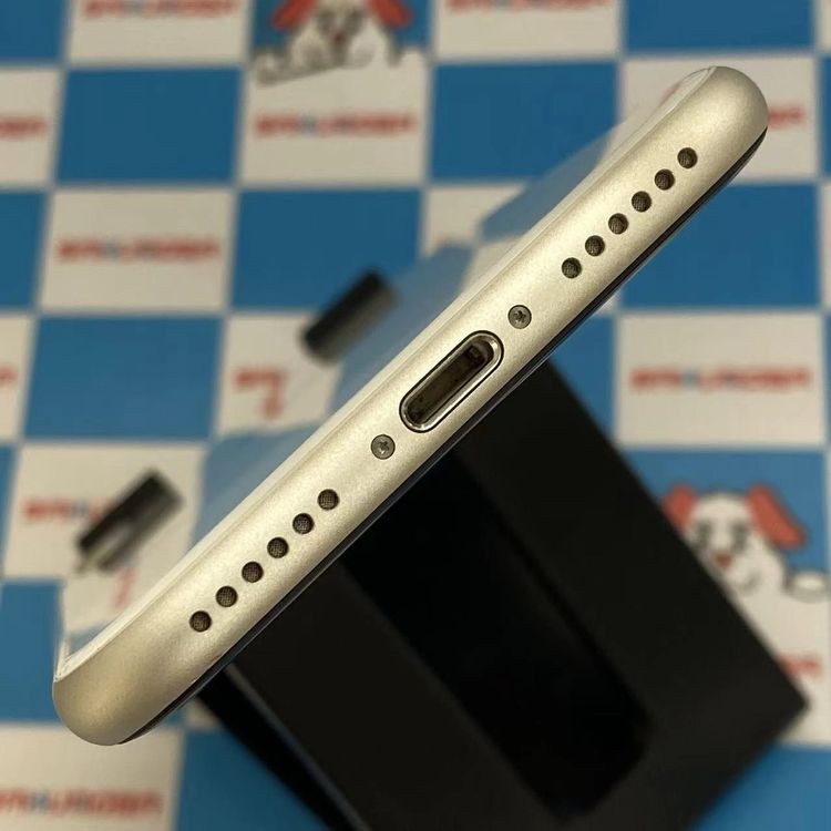 iPhoneSE ��3���� 64GB �������饤�� MMYD3J/A SoftBank��SIM�ե꡼