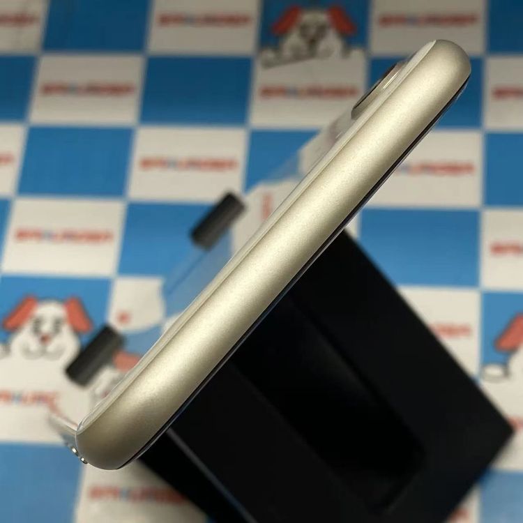 ¨��ȯ����iPhoneSE ��3���� 64GB �������饤�� MMYD3J/A AU��SIM�ե꡼