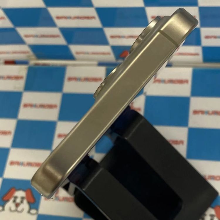 iPhone15 Pro Max 256GB �ʥ���������˥��� MU6R3J/A AU��SIM��