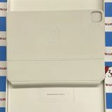 11�����iPad Pro(��2����)�� Magic Keyboard ** �ۥ磻�� A2261