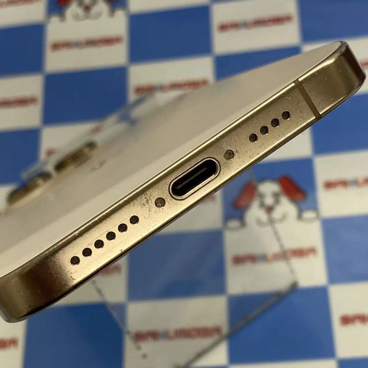 iPhone16 Pro Max 256GB �ǥ����ȥ����˥��� MYWJ3J/A SIM�ե꡼