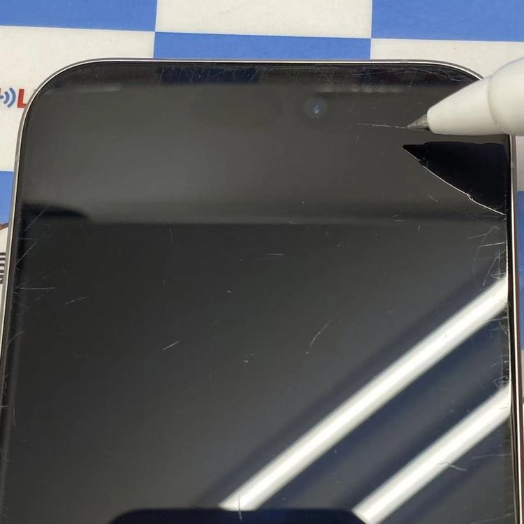 iPhone15 Pro 256GB �ۥ磻�ȥ����˥��� MTUD3J/A docomo��SIM�ե�