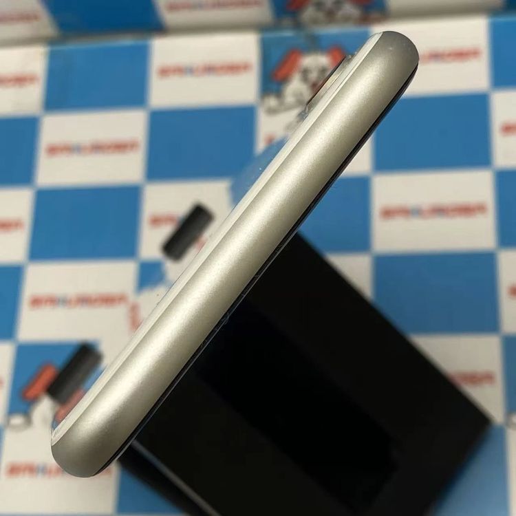 ¨��ȯ����iPhoneSE ��2���� 128GB �ۥ磻�� MXD12J/A SIM�ե꡼ ����Ʊ��