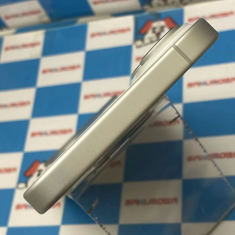 iPhone16 128GB �ۥ磻�� MYDR3J/A docomo��SIM�ե꡼ ����Ʊ��