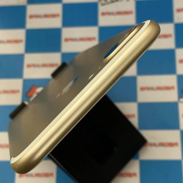 iPhone7 Plus 256GB  MN6N2J/A SIMå au 