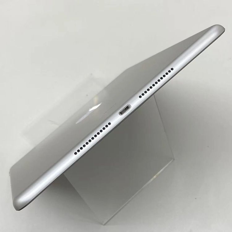 ¨��ȯ����iPad ��9���� Wi-Fi��ǥ� 64GB ����С� MK2L3J/A �������