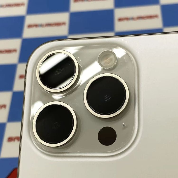 ¨��ȯ����iPhone15 Pro 1TB �ۥ磻�ȥ����˥��� NTUR3J/A SIM�ե꡼