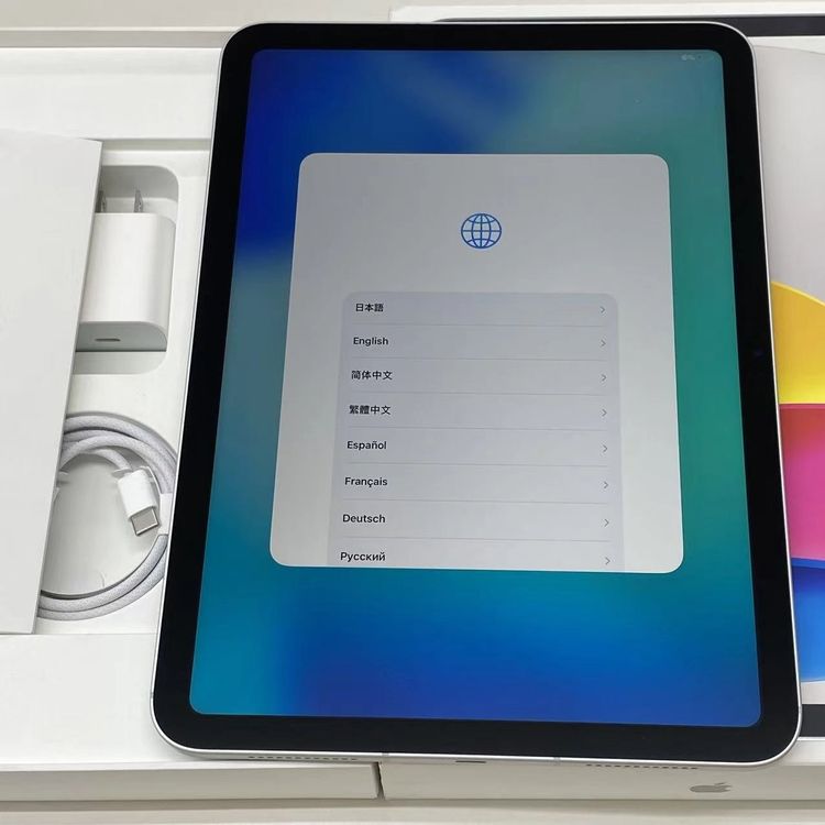 iPad ��11���� Wi-Fi + Cellular 128GB ����С� MD7F4J/A AU