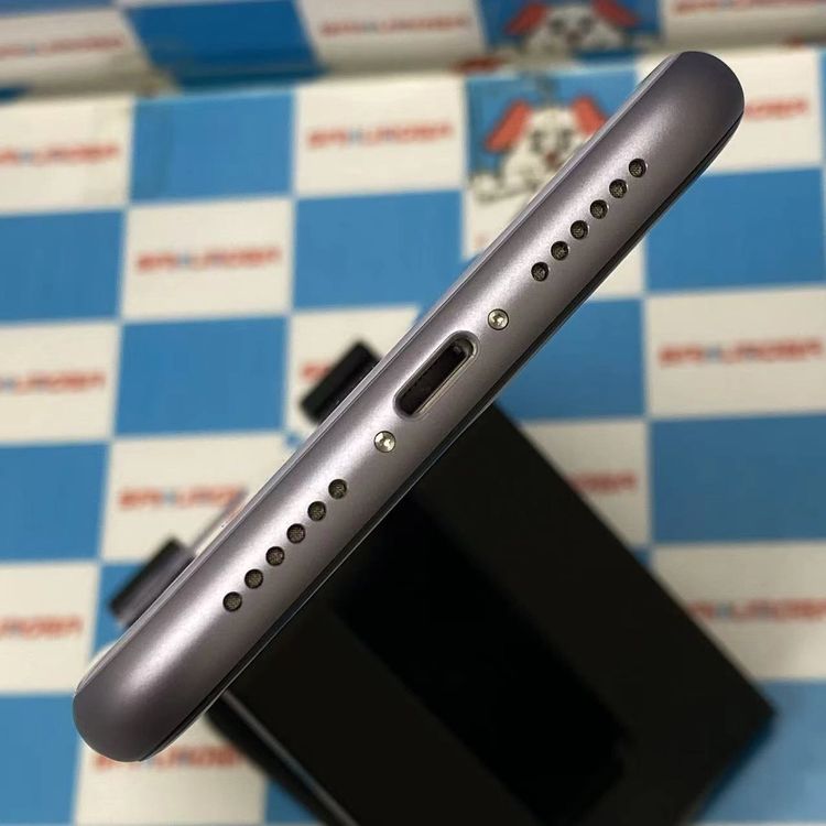 ¨��ȯ����iPhone11 64GB �ѡ��ץ� MWLX2J/A AU��SIM�ե꡼ ����