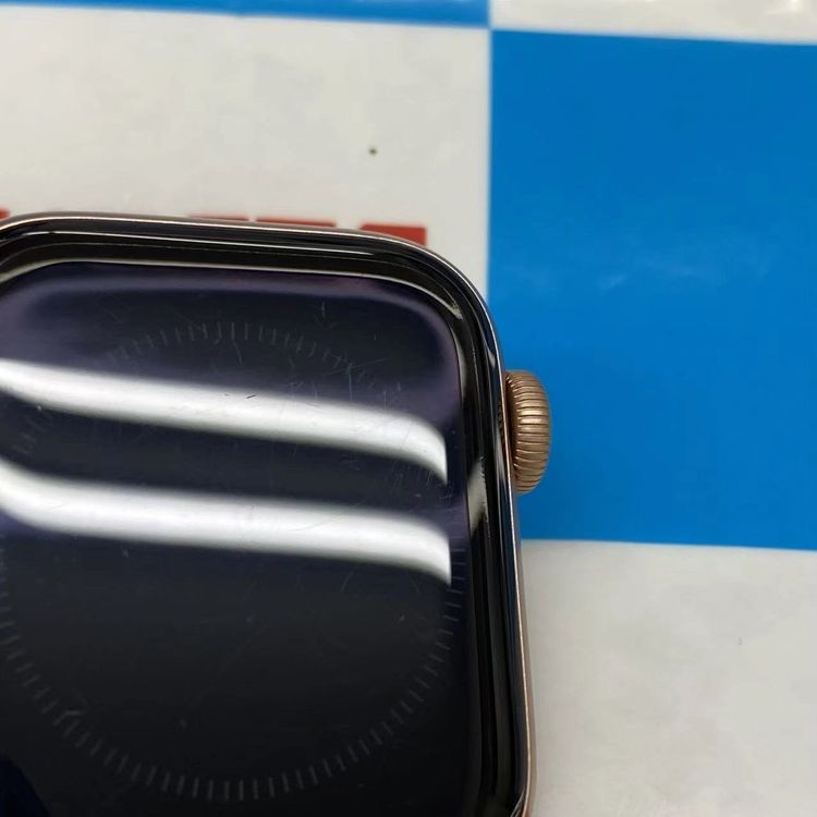 Apple Watch Series 4 GPS��ǥ� 40mm ������� MU692J/A ������