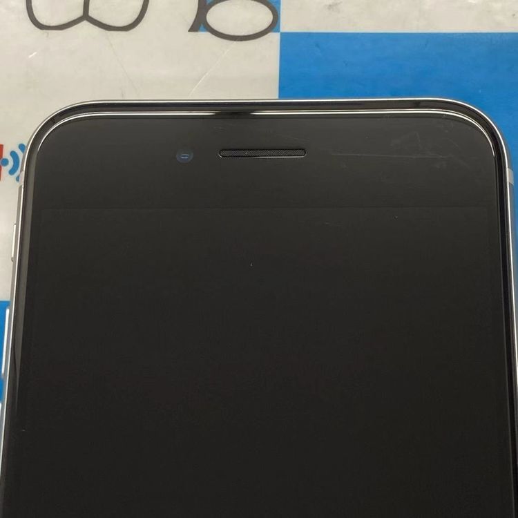 ¨��ȯ����iPhoneSE ��2���� 256GB �ۥ磻�� MHGX3J/A SIM�ե꡼
