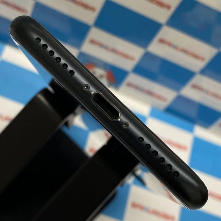 iPhoneSE ��3���� 128GB �ߥåɥʥ��� MMYF3J/A SoftBank��SIM�ե�