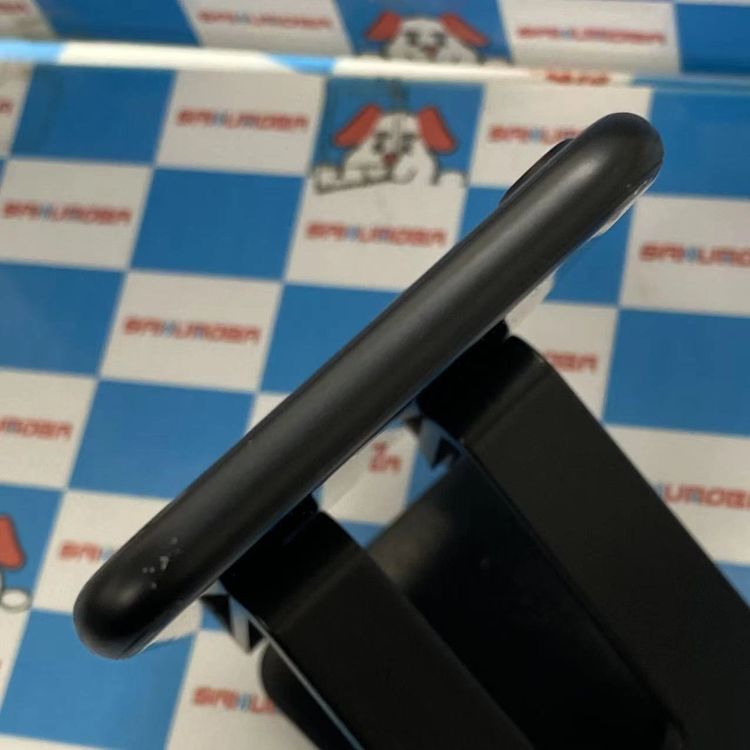 iPhoneSE ��2���� 256GB �֥�å� MXVT2J/A docomo��SIM�ե꡼