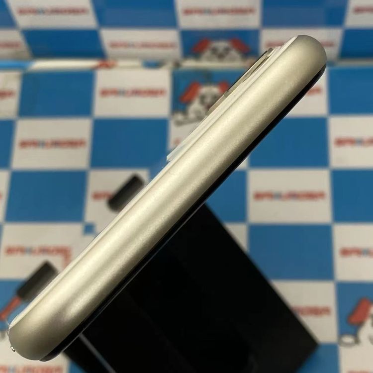 iPhone11 64GB �ۥ磻�� MWLU2J/A SoftBank��SIM�ե꡼ �������