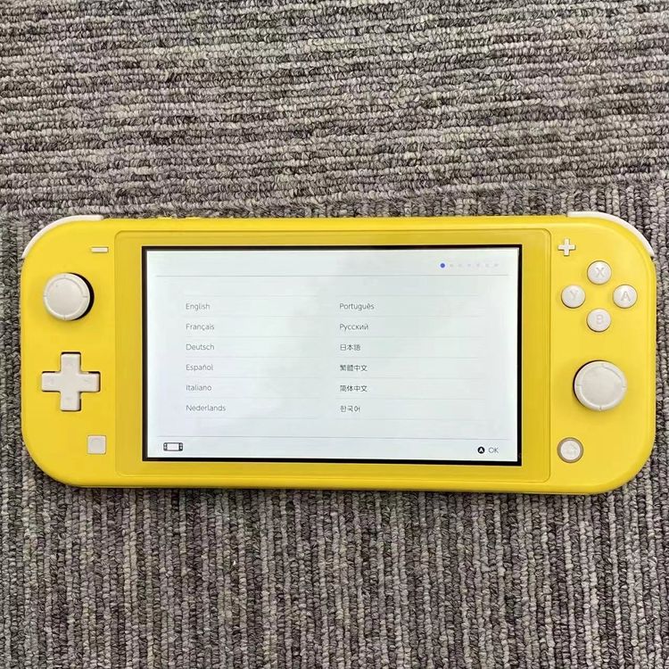 Nintendo Switch Lite 2019ǯ��ǥ� 32GB �������� HDH-S-YAZA