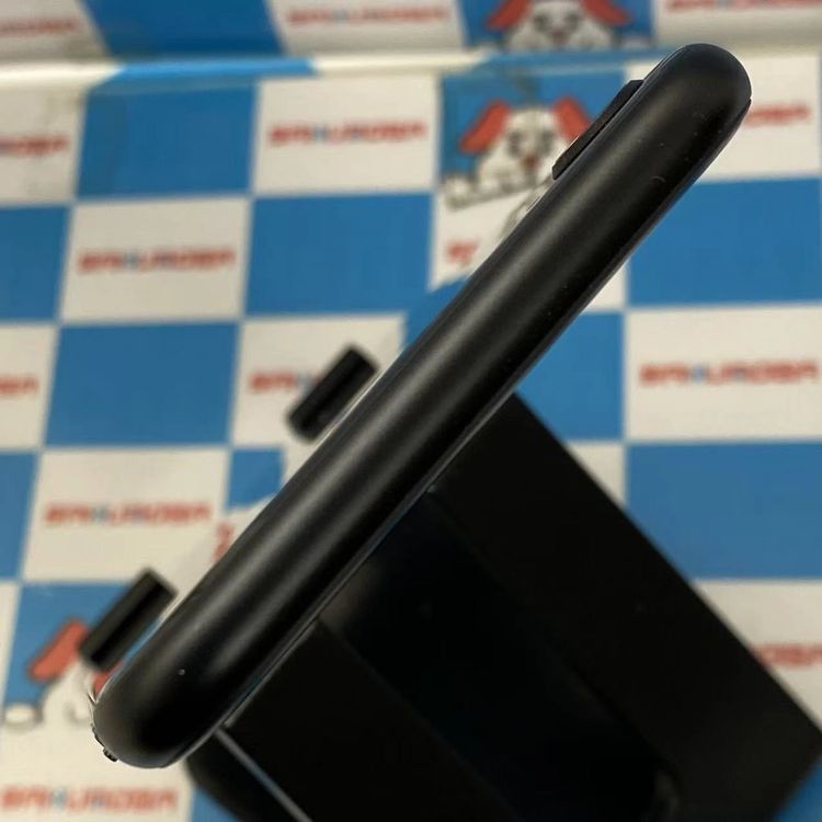 ¨��ȯ����iPhoneSE ��2���� 128GB �֥�å� MXD02J/A AU��SIM�ե꡼