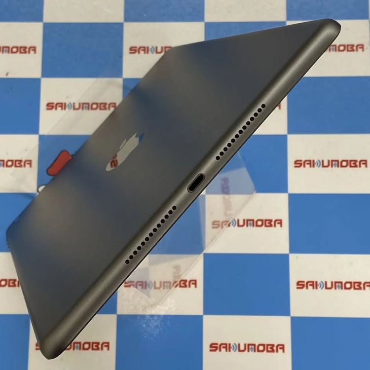 ¨��ȯ����iPad ��8���� Wi-Fi��ǥ� 32GB ���ڡ������쥤 MYL92J/A ��������