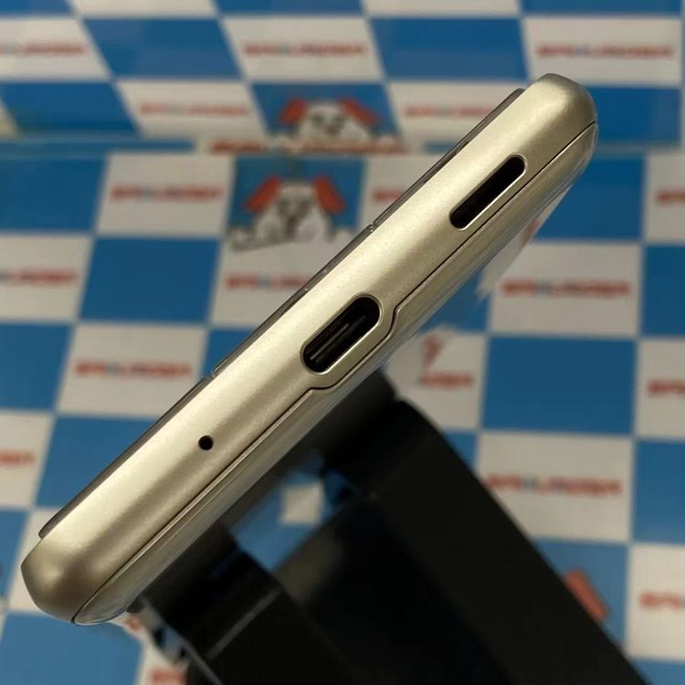 ¨��ȯ���ĥ���ץ륹�ޥ�5 32GB ����ѥ󥴡���� A001SH SoftBank��SIM�ե꡼