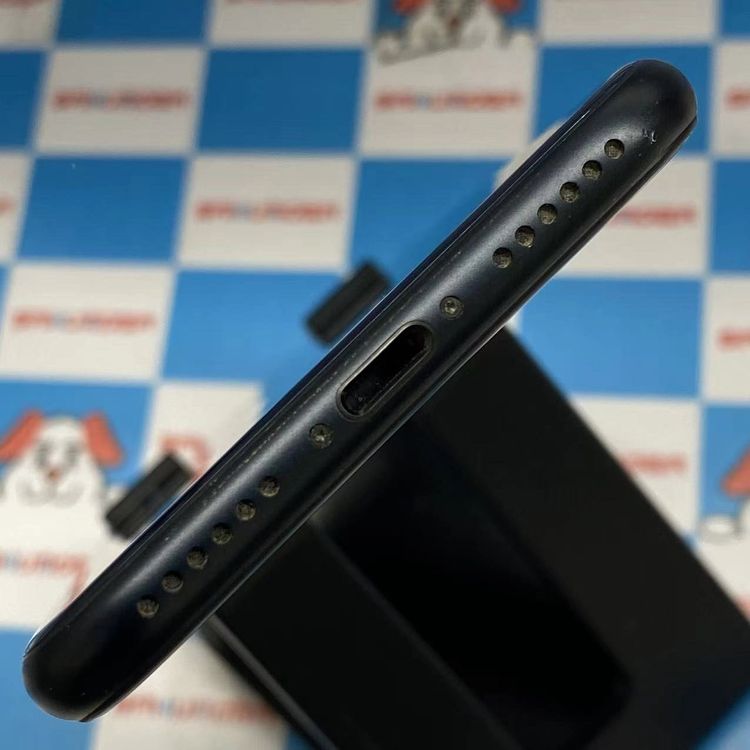 iPhoneSE ��3���� SoftBank Apple 64GB �ߥåɥʥ��� MMYC3J/A