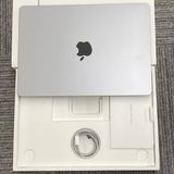 MacBook Air 13����� Apple M3 2024ǯ 8GB/512GB ����С� A3