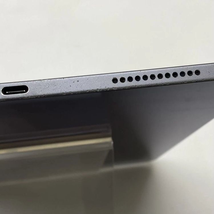 ¨��ȯ����iPad Air ��4���� Wi-Fi��ǥ� 64GB ���ڡ������쥤 MYFM2J/A
