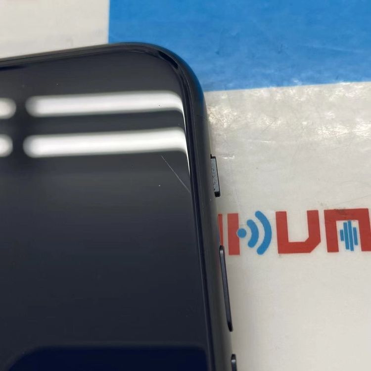 iPhoneSE ��3���� 64GB �ߥåɥʥ��� MMYC3J/A docomo��SIM�ե꡼ ��