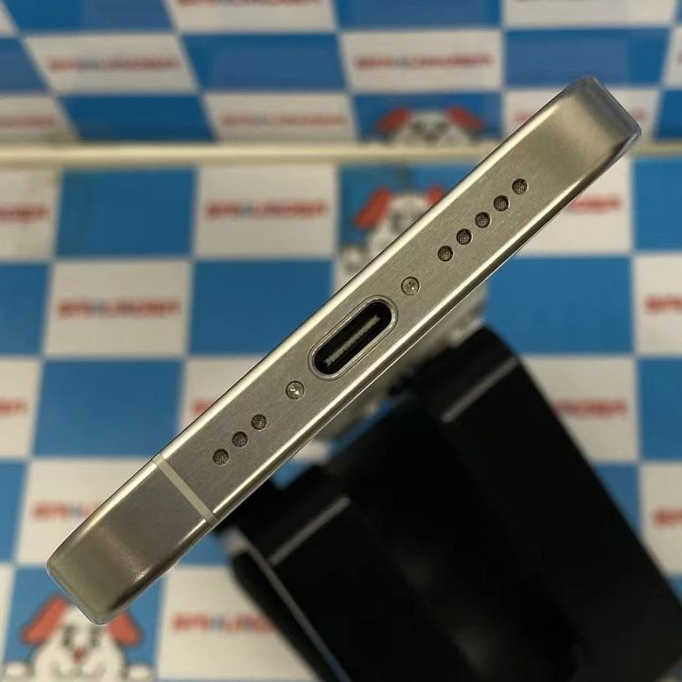 iPhone15 Pro 128GB �ۥ磻�ȥ����˥��� MTU83J/A SIM�ե꡼������