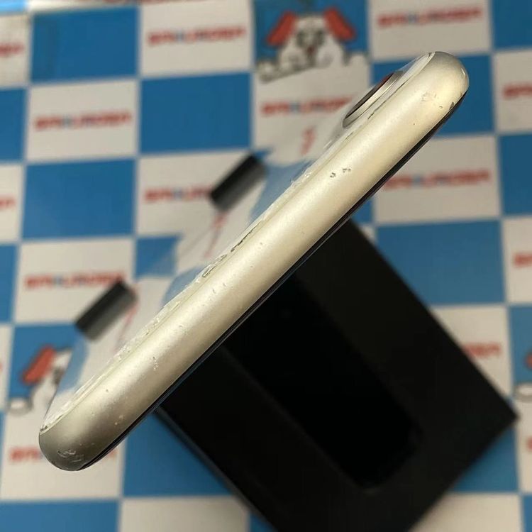 iPhoneSE ��3���� 64GB �������饤�� NMYD3J/A docomo��SIM�ե꡼ ��