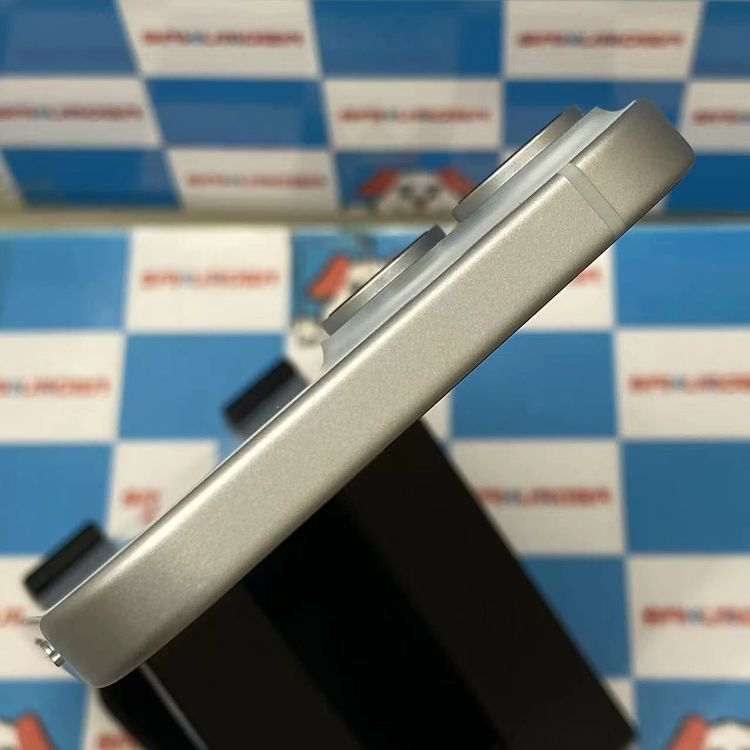 ¨��ȯ����iPhone15 256GB �֥롼 MTMR3J/A AU��SIM�ե꡼